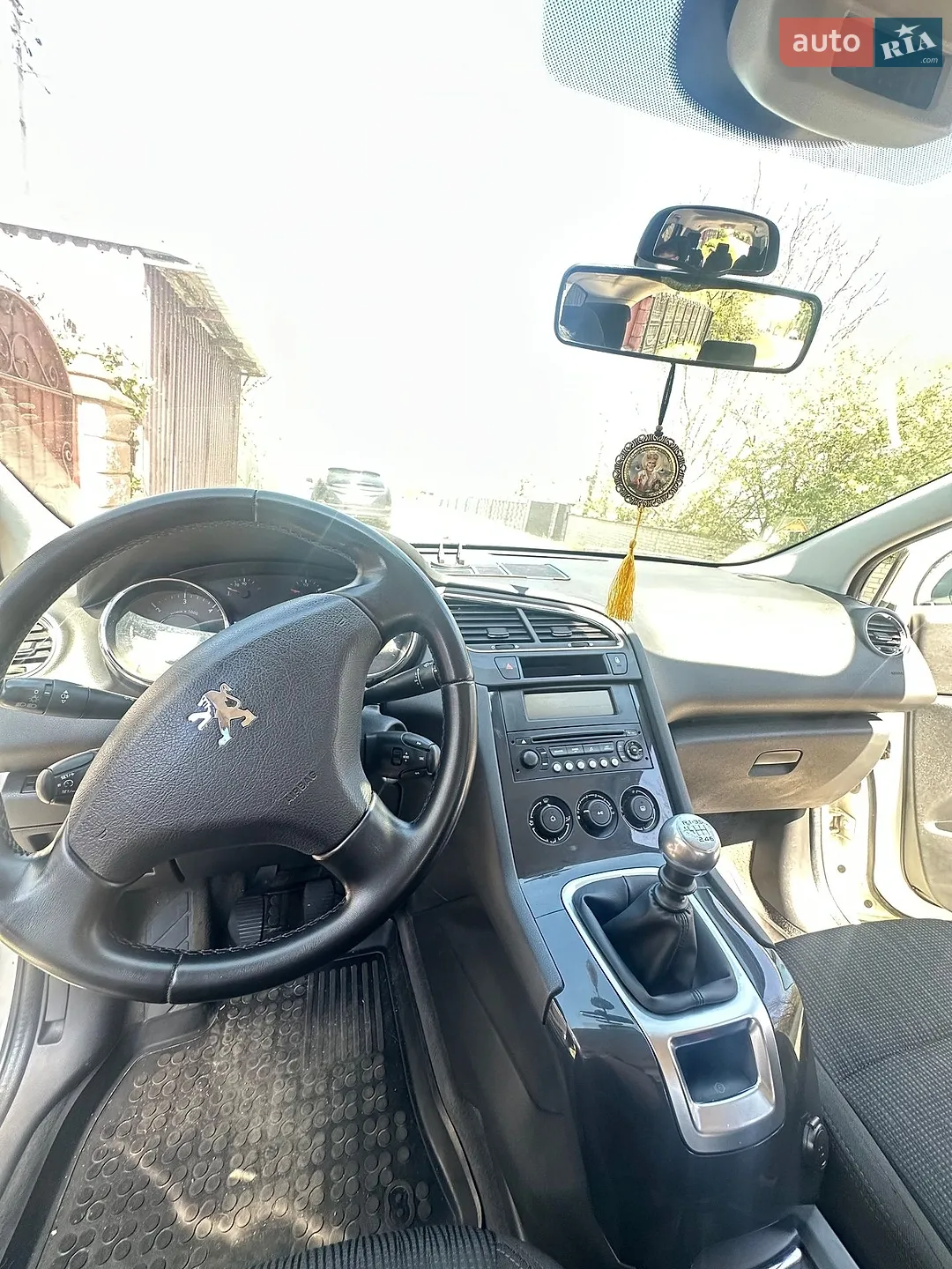 2011 Peugeot 5008 - мініатюра 11