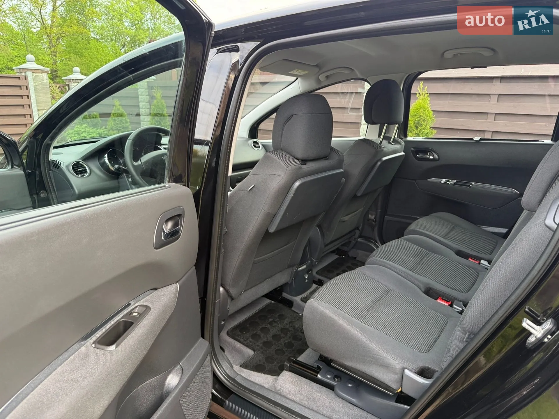 2015 Peugeot 5008 - мініатюра 25