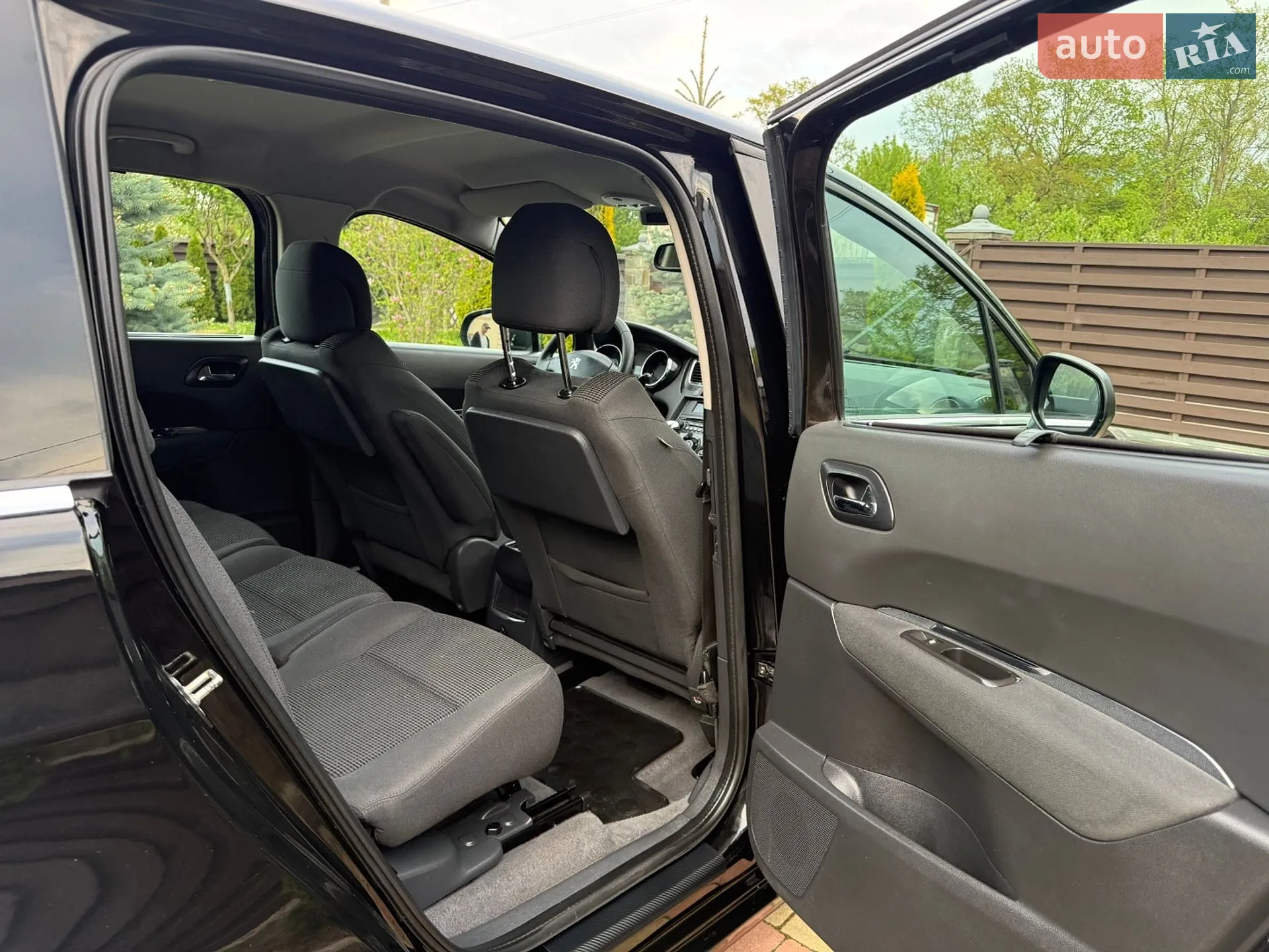 2015 Peugeot 5008 - мініатюра 31