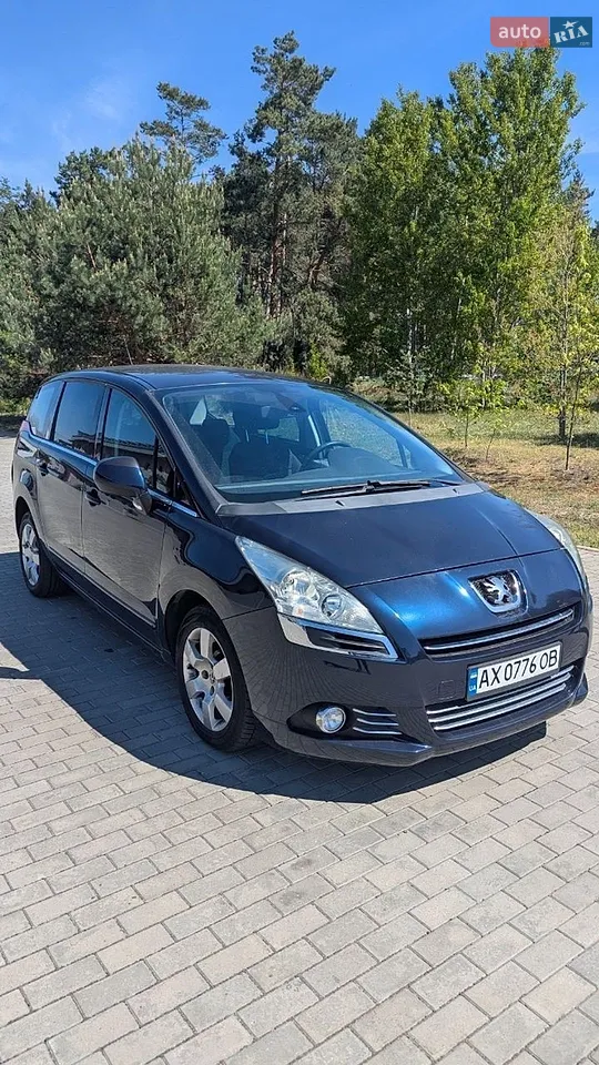 2010 Peugeot 5008 - мініатюра 12