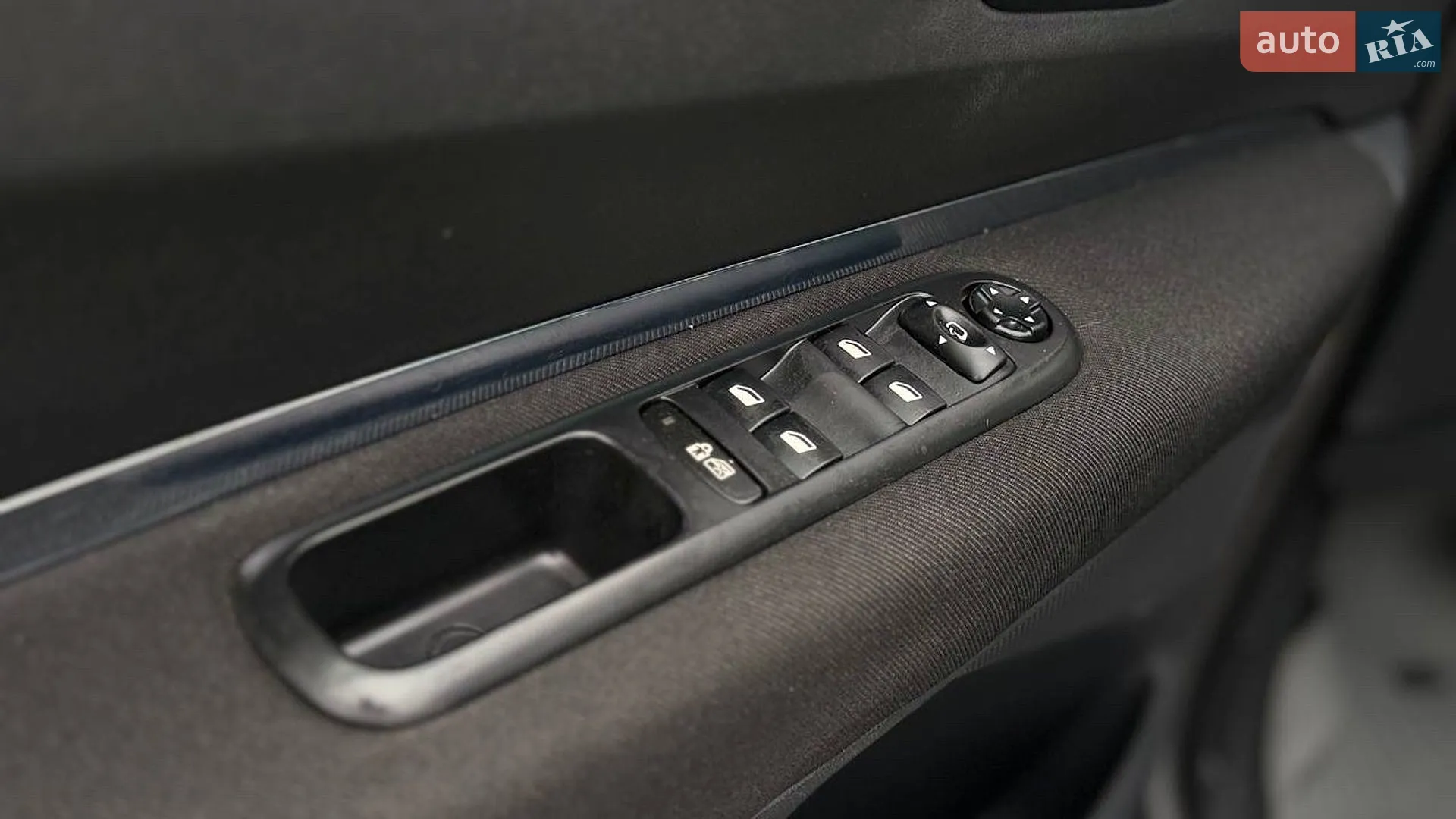 2010 Peugeot 5008 - мініатюра 46