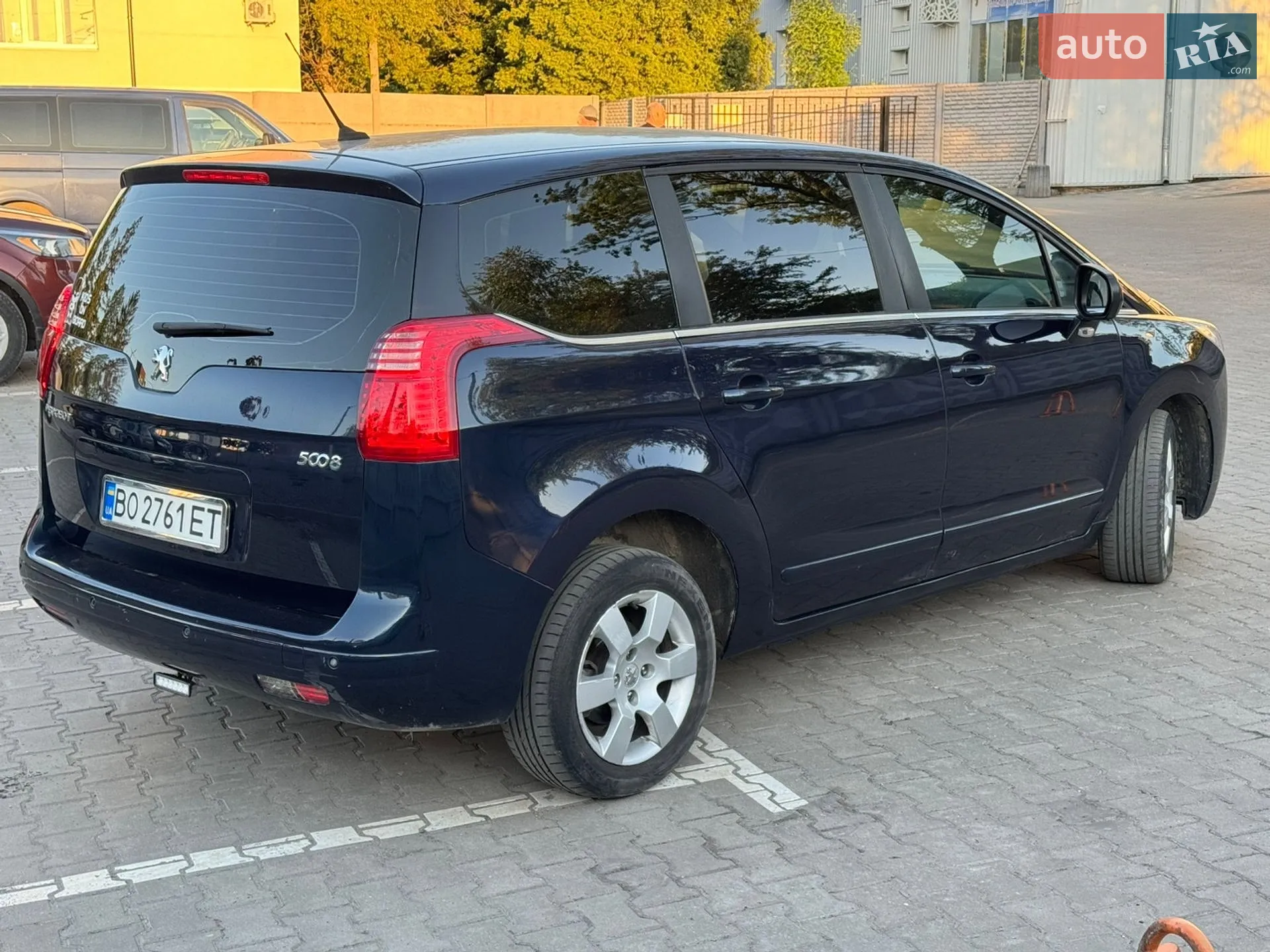 2010 Peugeot 5008 - мініатюра 10