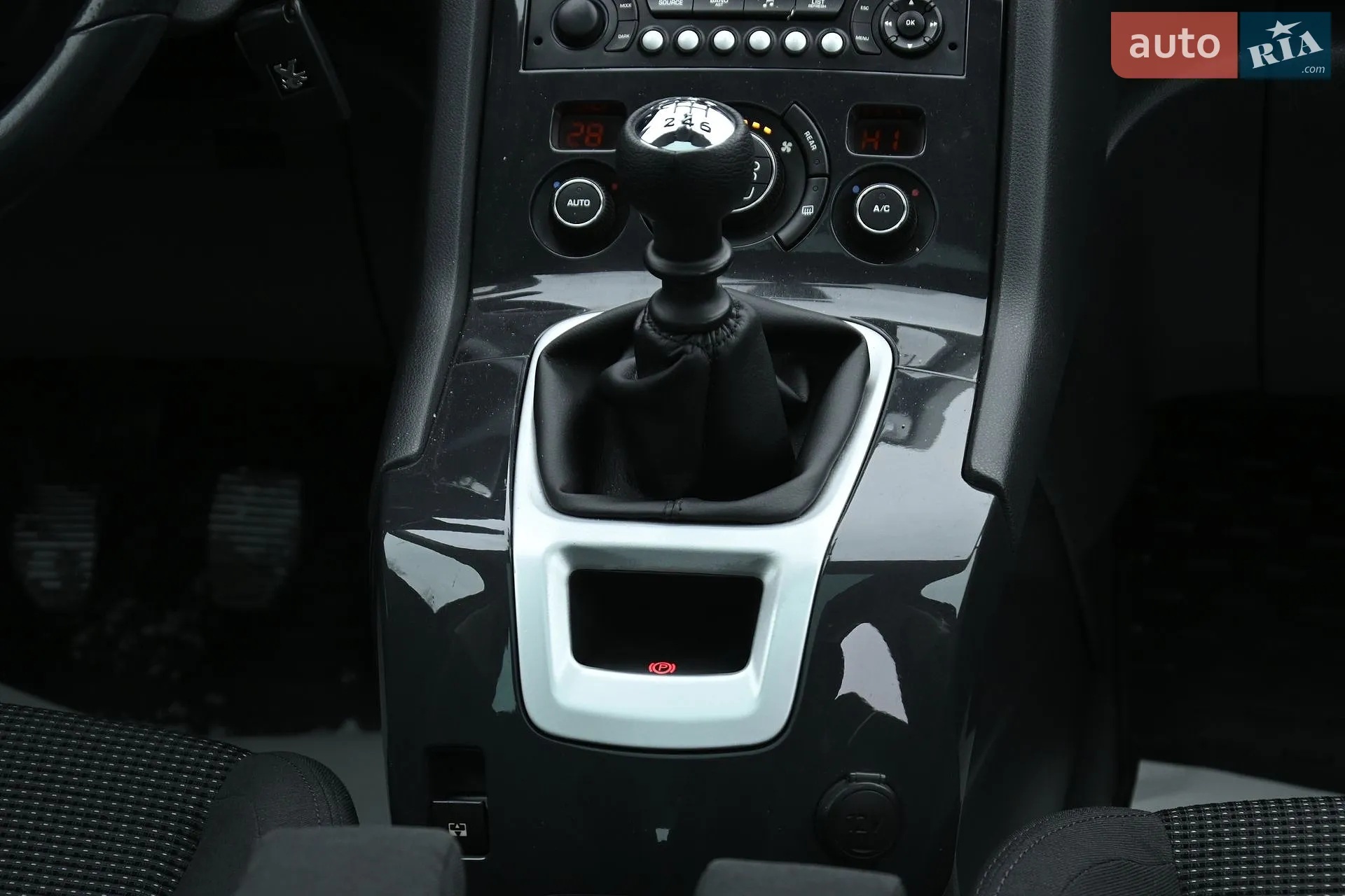 2012 Peugeot 5008 - мініатюра 21