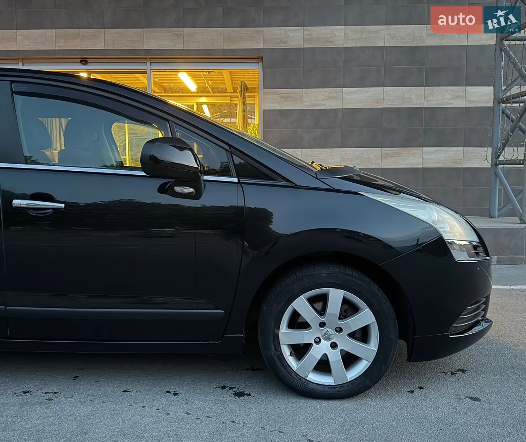 2010 Peugeot 5008 - мініатюра 27