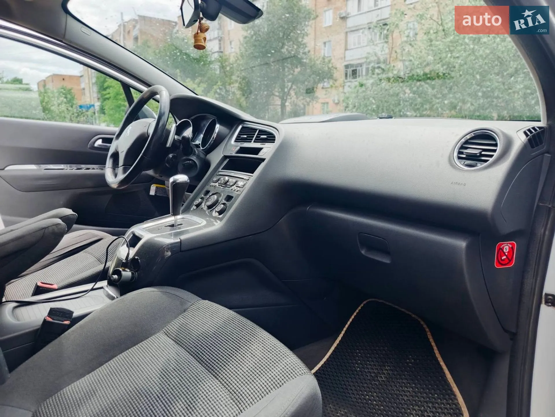 2012 Peugeot 5008 - мініатюра 2