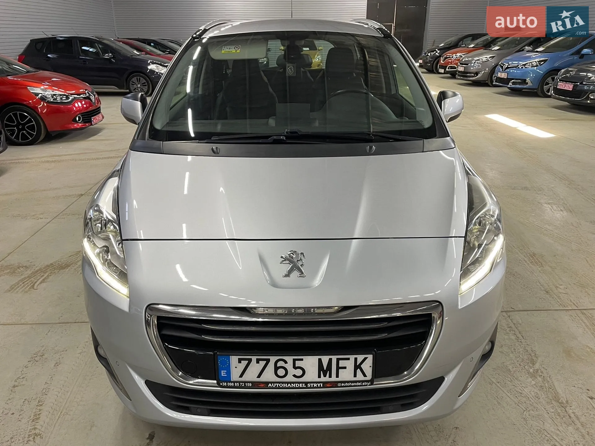 2015 Peugeot 5008 - мініатюра 18