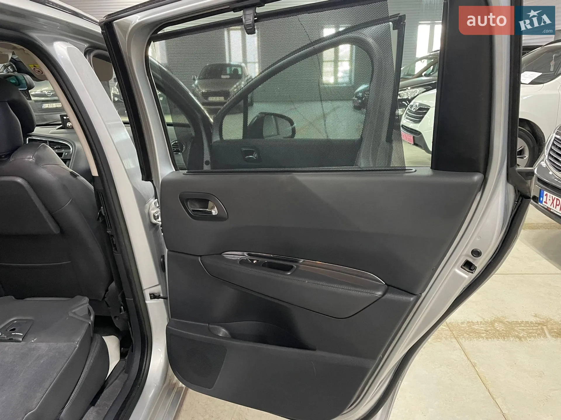 2015 Peugeot 5008 - мініатюра 31