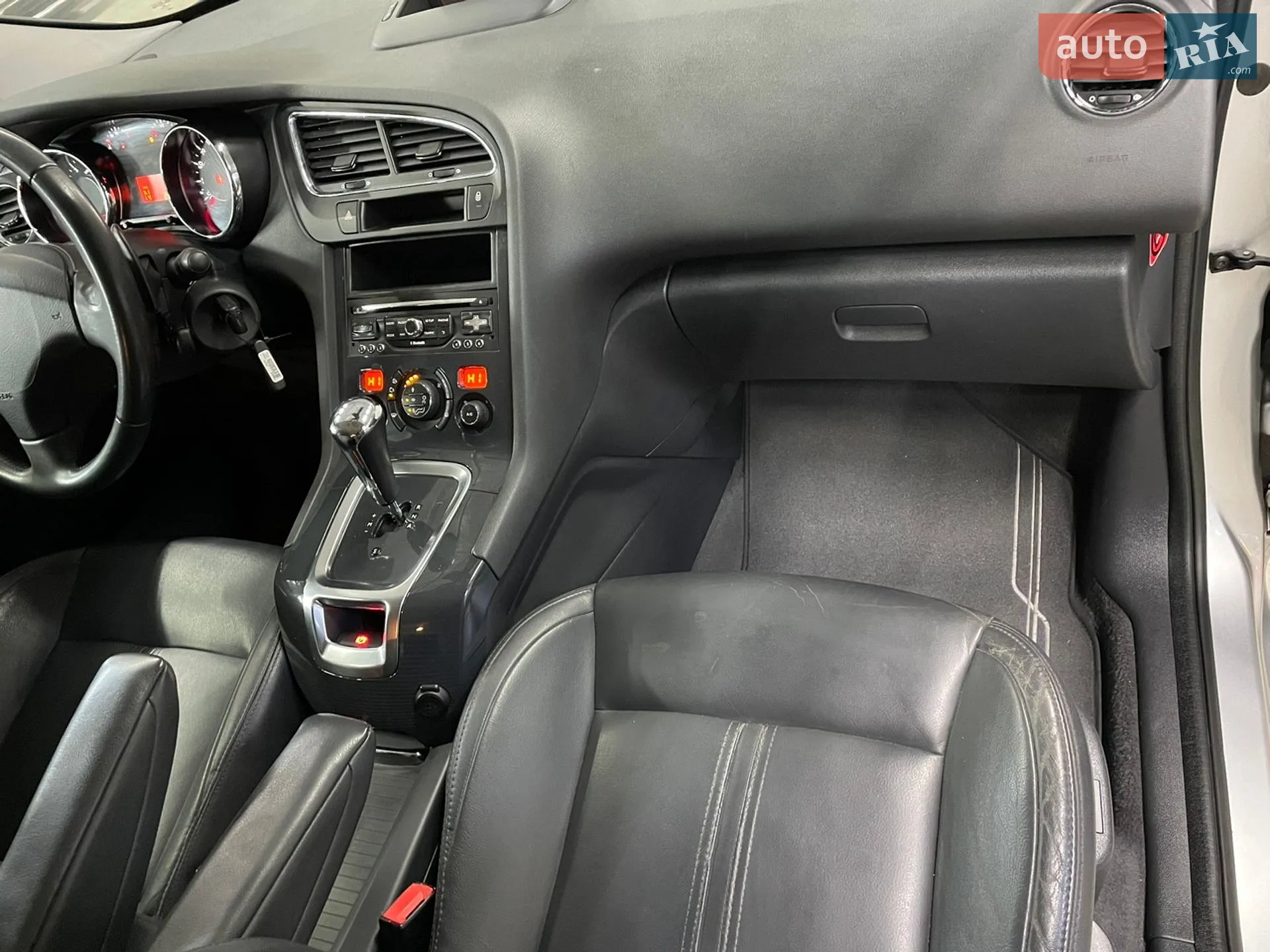 2015 Peugeot 5008 - мініатюра 38
