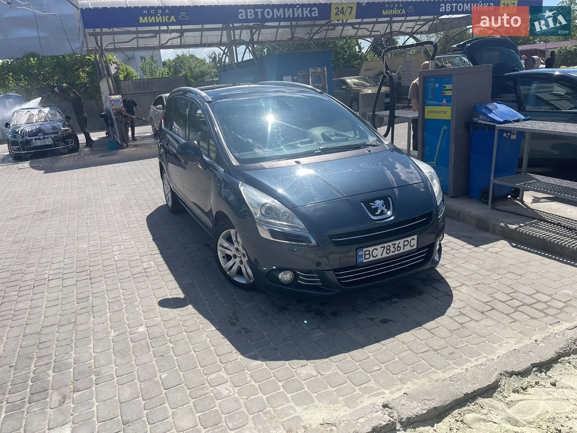 2011 Peugeot 5008 - мініатюра 12