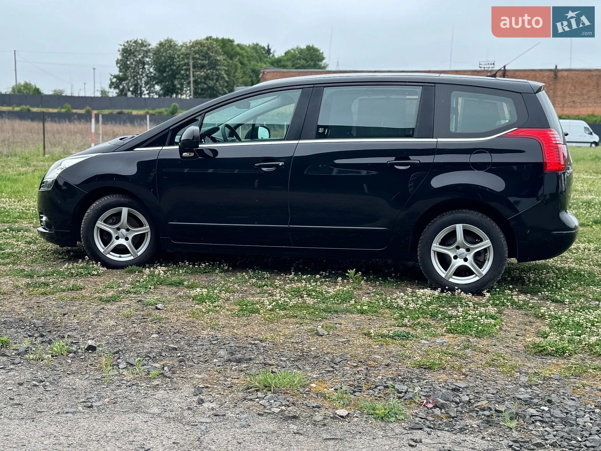 2012 Peugeot 5008 - мініатюра 11
