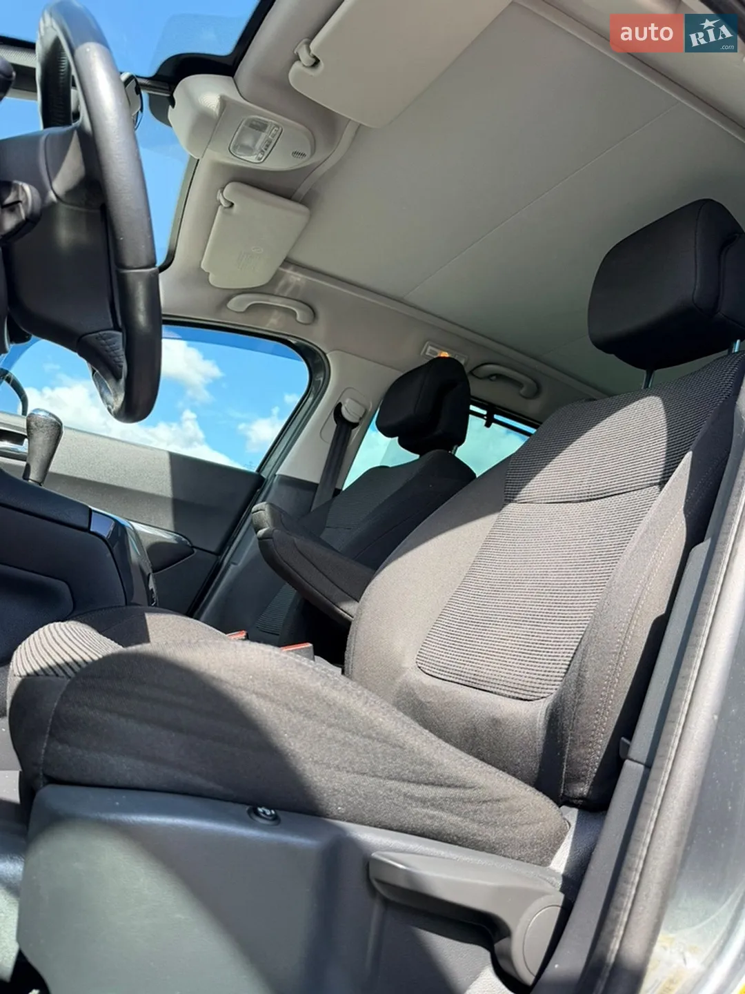 2010 Peugeot 5008 - мініатюра 22