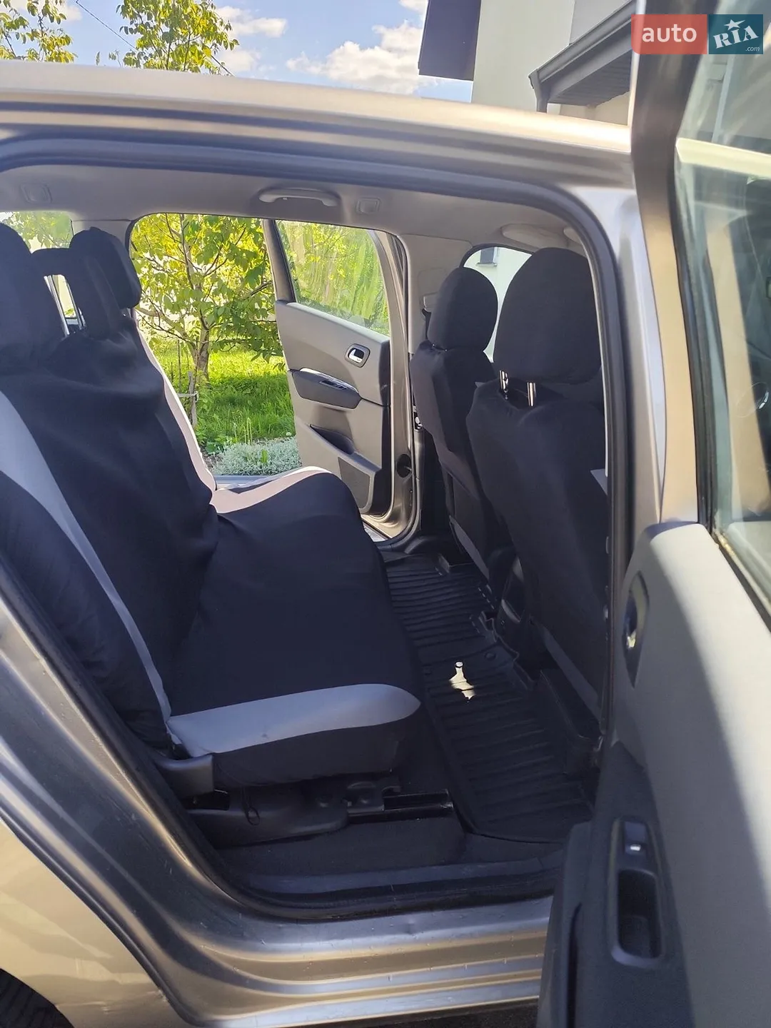 2010 Peugeot 5008 - мініатюра 3