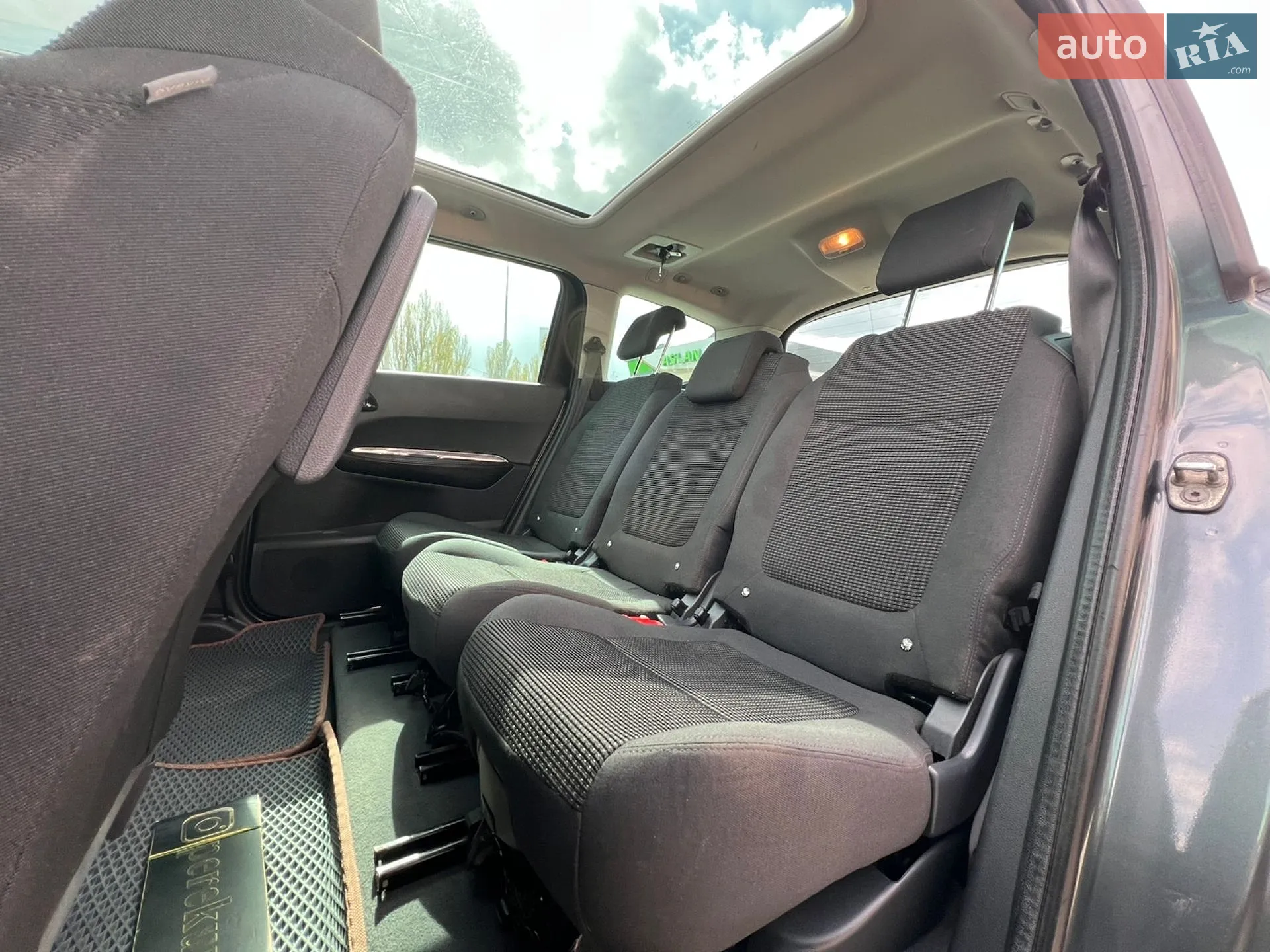 2010 Peugeot 5008 - мініатюра 35