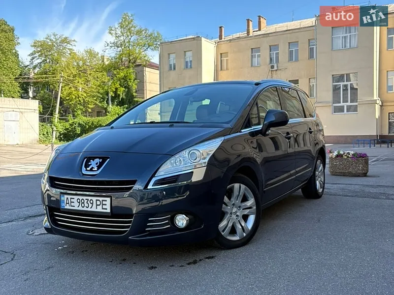 Peugeot 5008