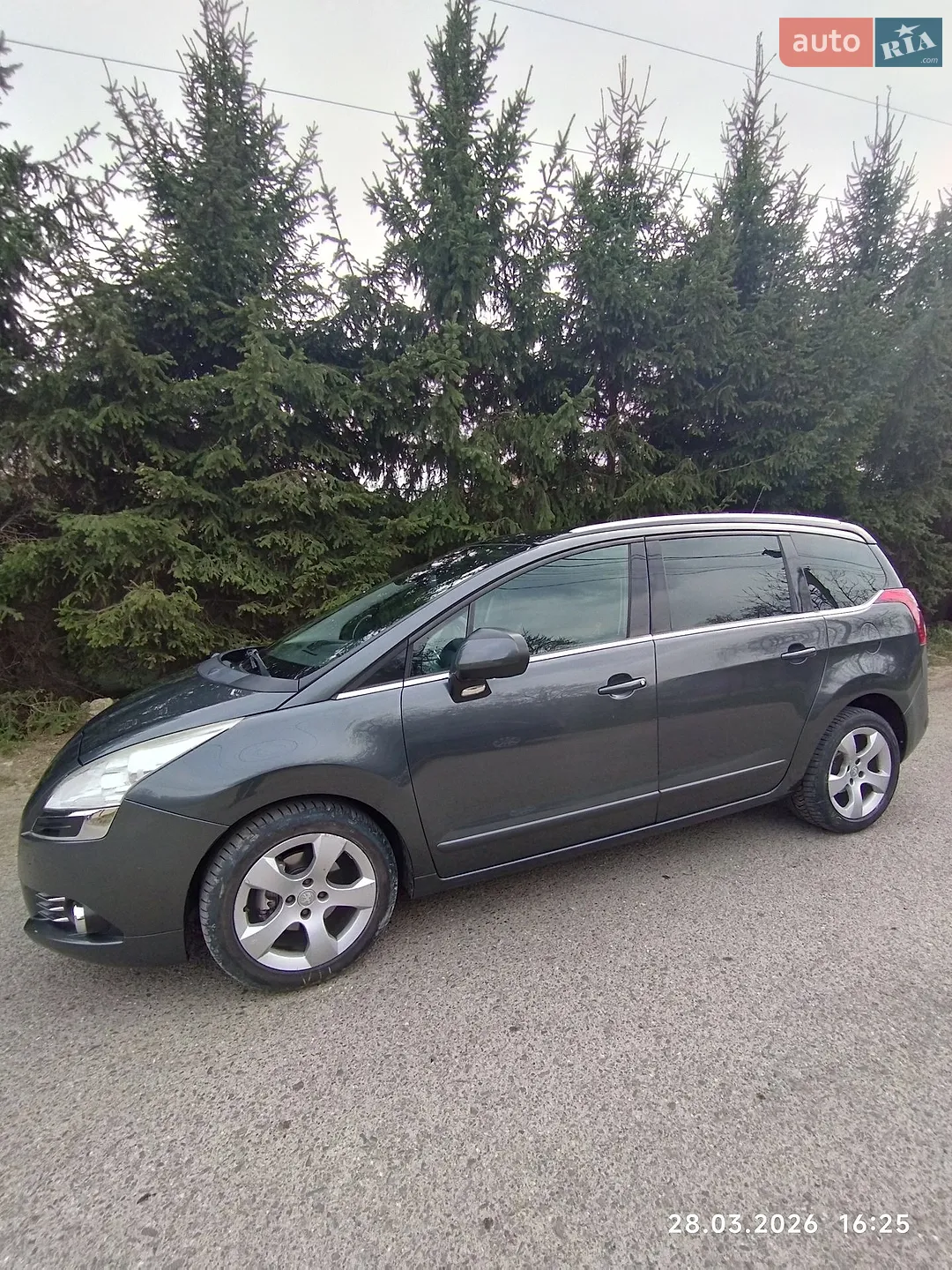 2011 Peugeot 5008 - мініатюра 11