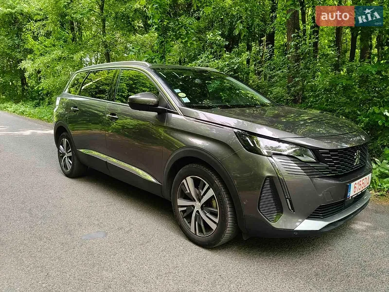 Peugeot 5008