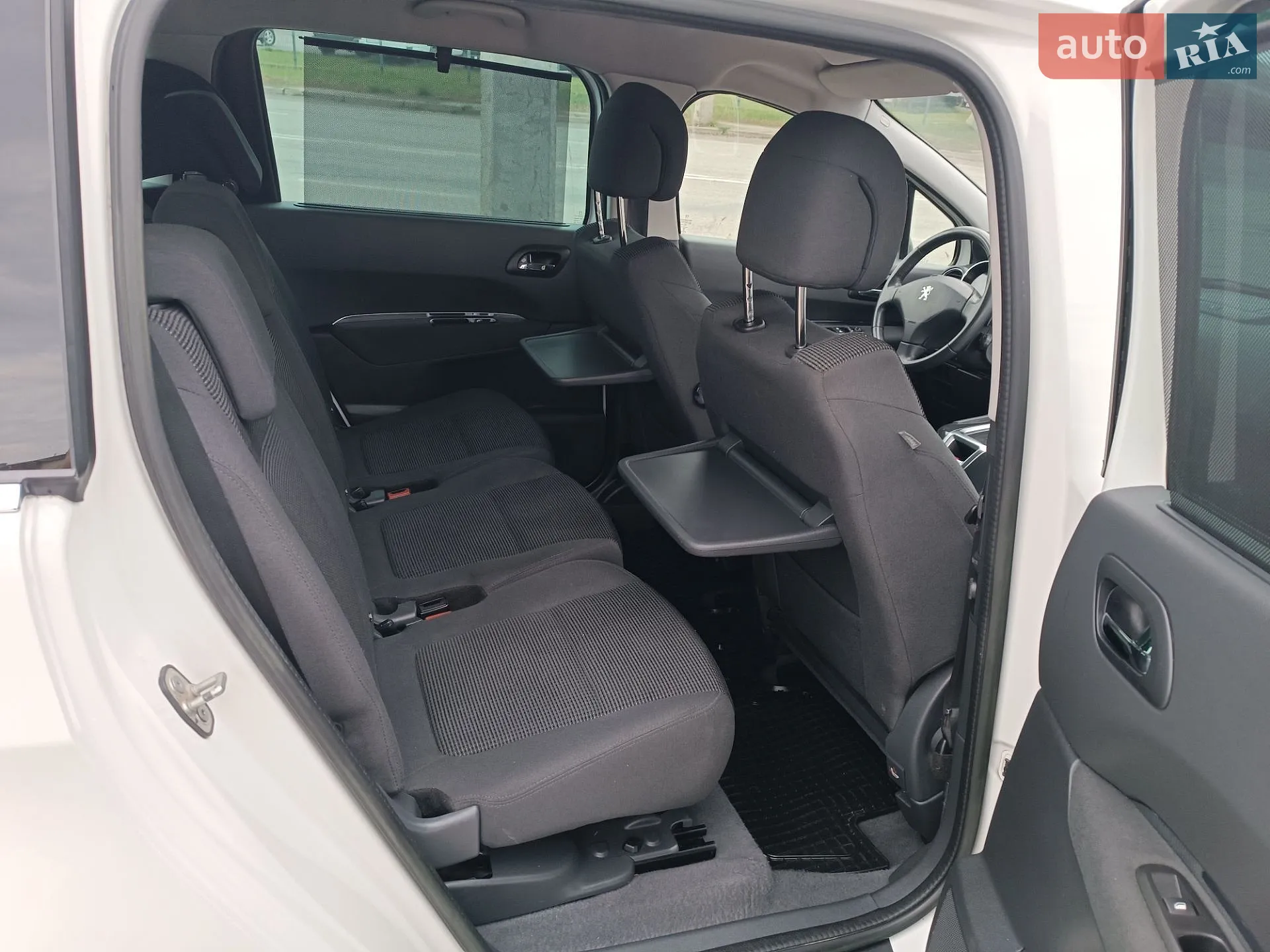 2014 Peugeot 5008 - мініатюра 21