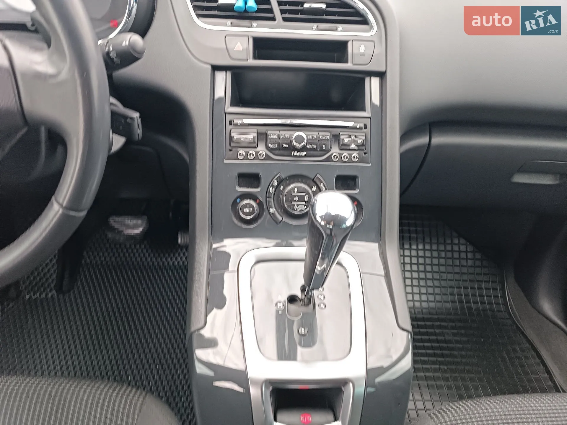 2014 Peugeot 5008 - мініатюра 25