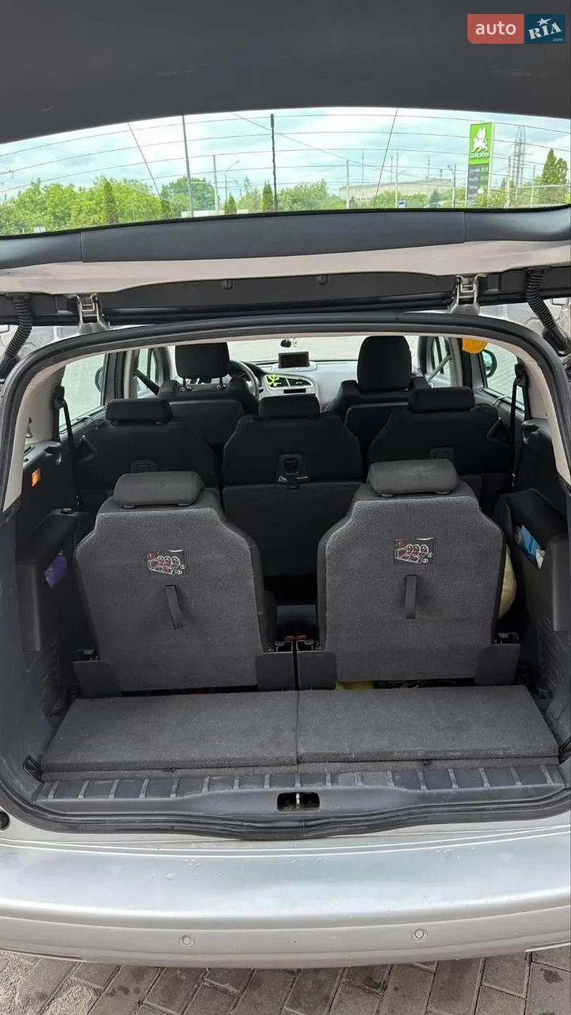 2011 Peugeot 5008 - мініатюра 8
