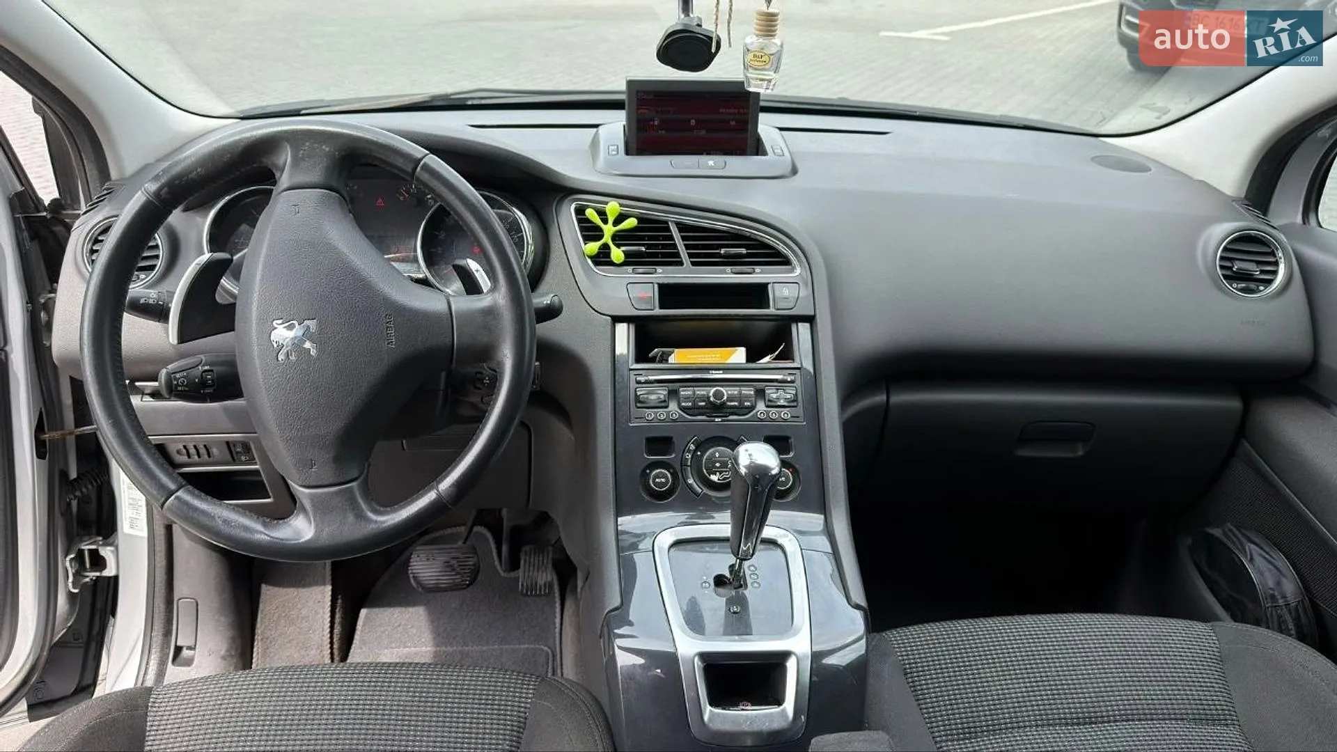 2011 Peugeot 5008 - мініатюра 10