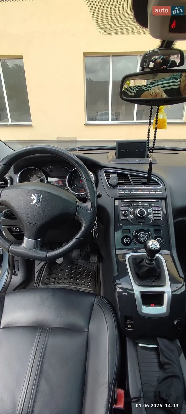 2010 Peugeot 5008 - мініатюра 16