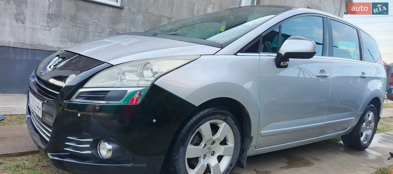 2010 Peugeot 5008 - мініатюра 18