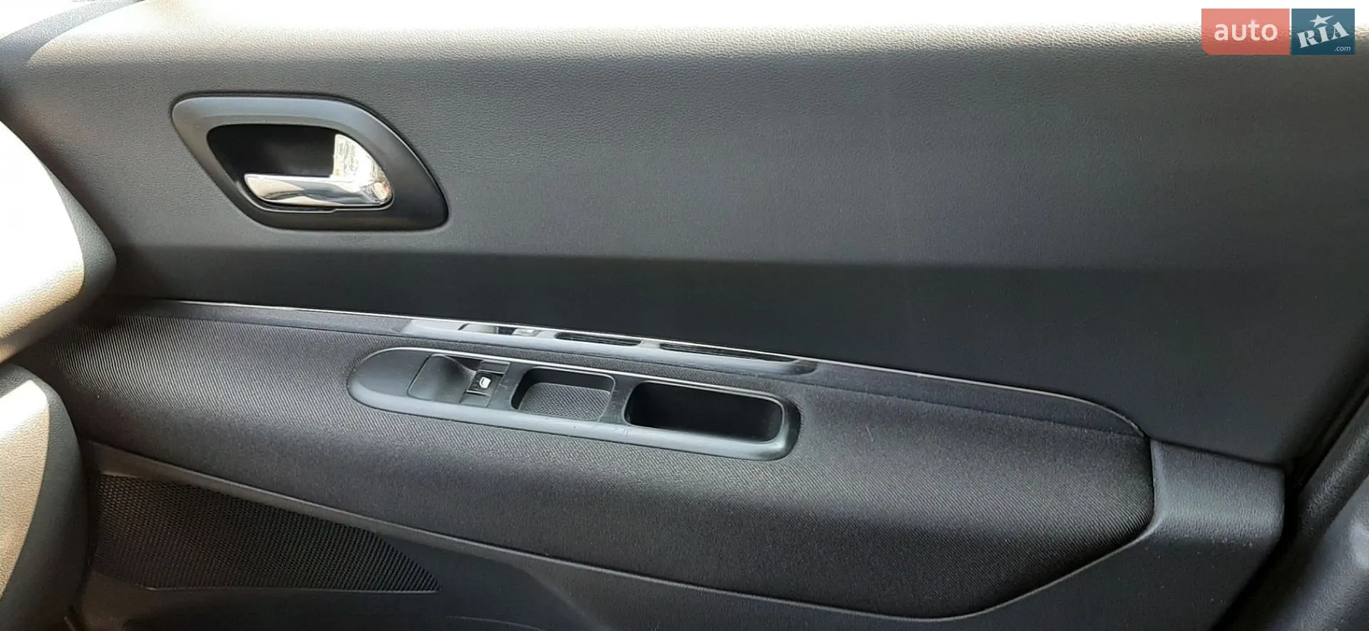 2011 Peugeot 5008 - мініатюра 13