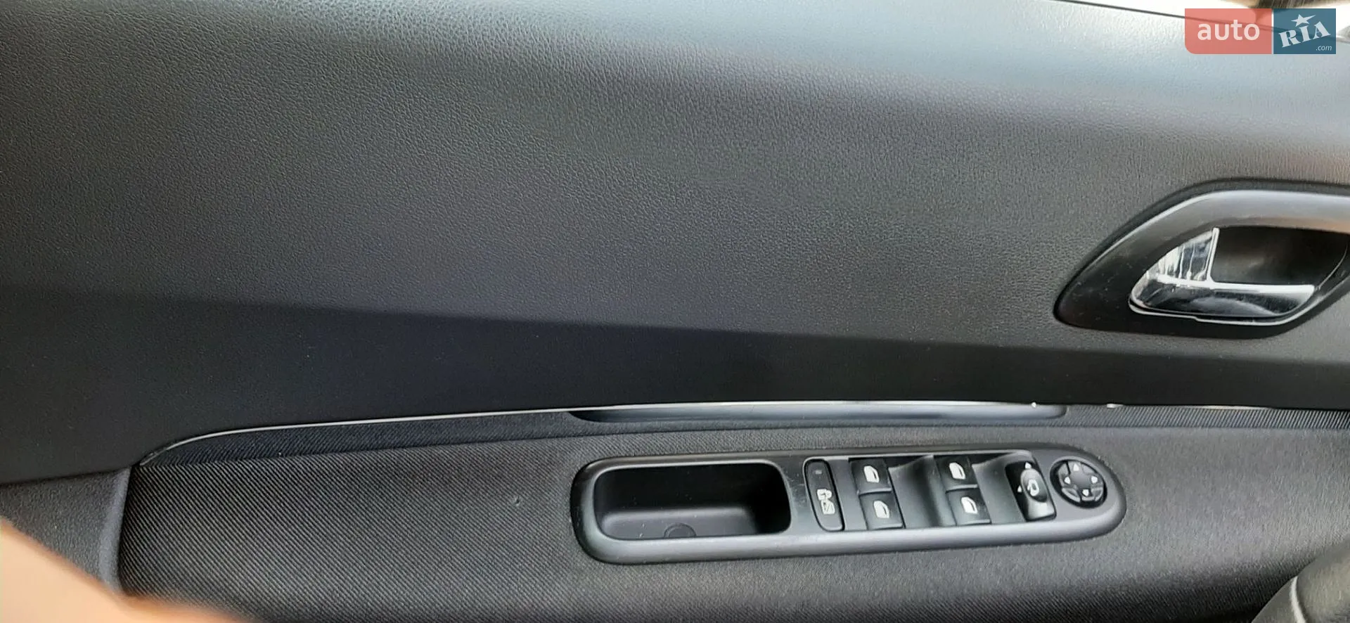 2011 Peugeot 5008 - мініатюра 14