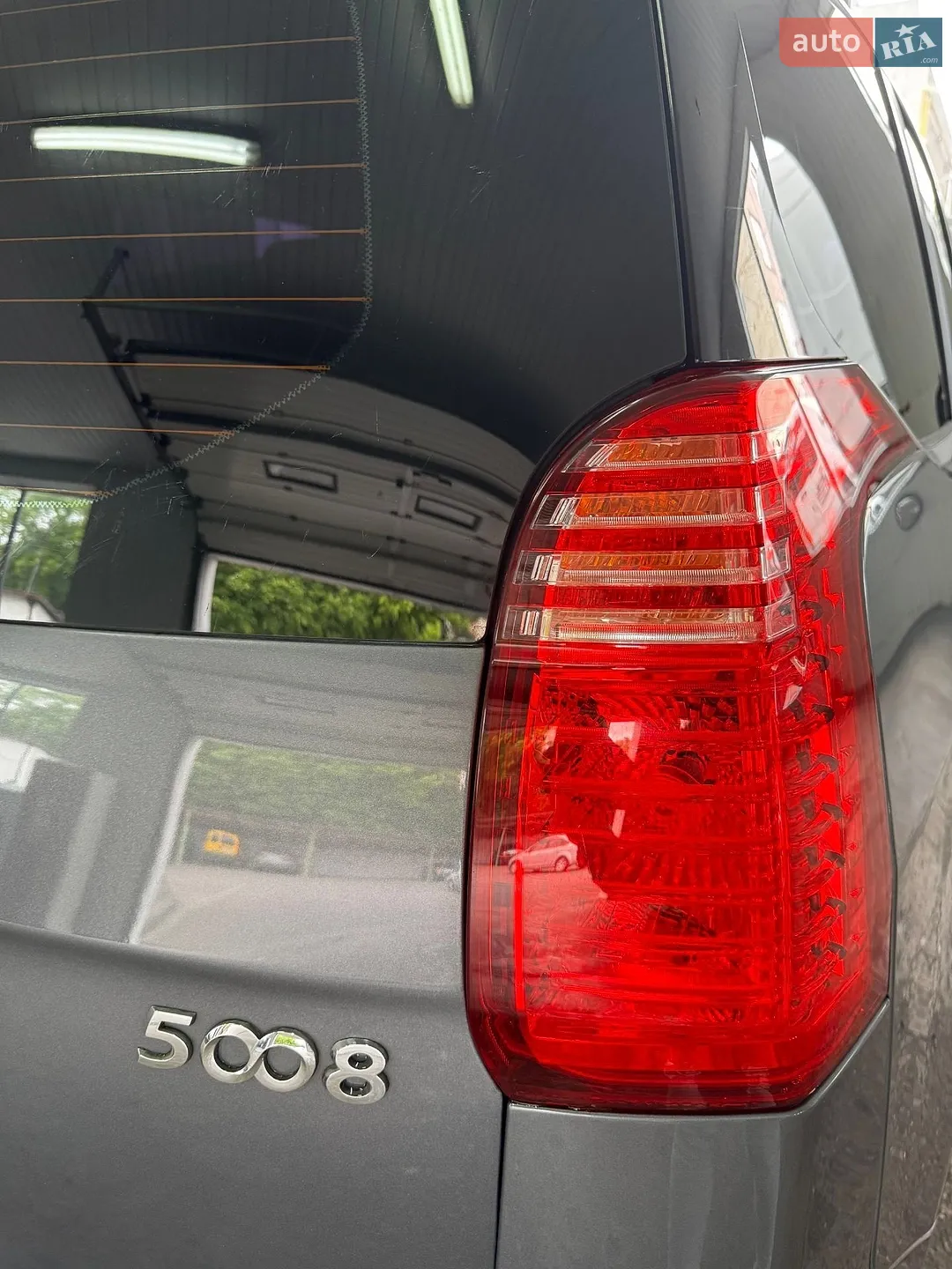 2011 Peugeot 5008 - мініатюра 15