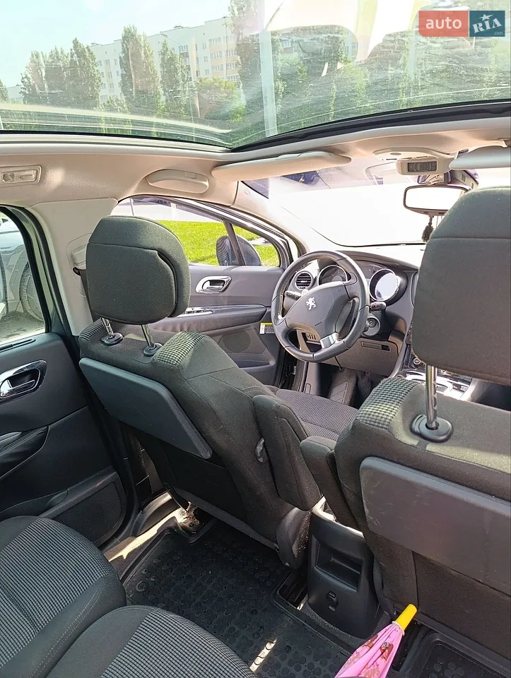 2010 Peugeot 5008 - мініатюра 16