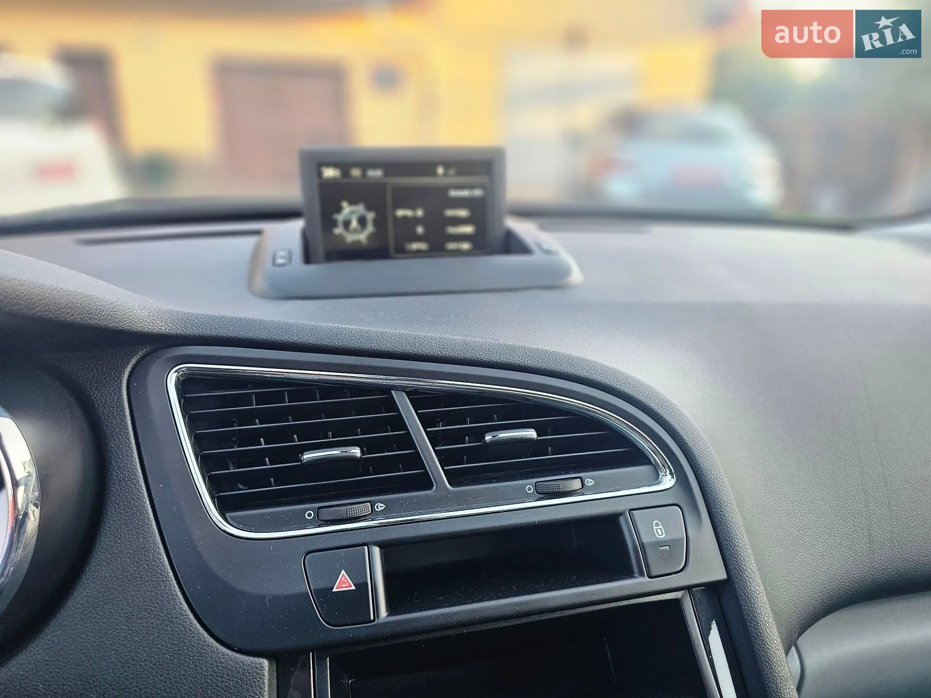 2013 Peugeot 5008 - мініатюра 16