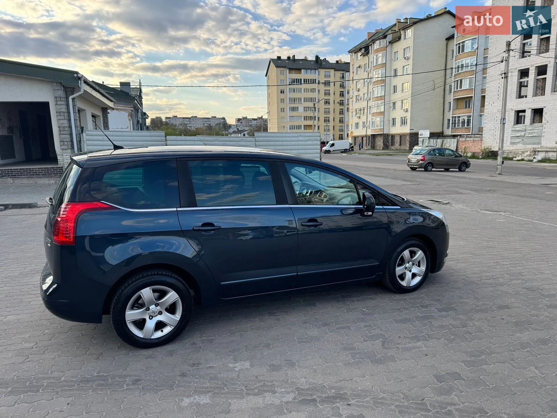 2012 Peugeot 5008 - мініатюра 19