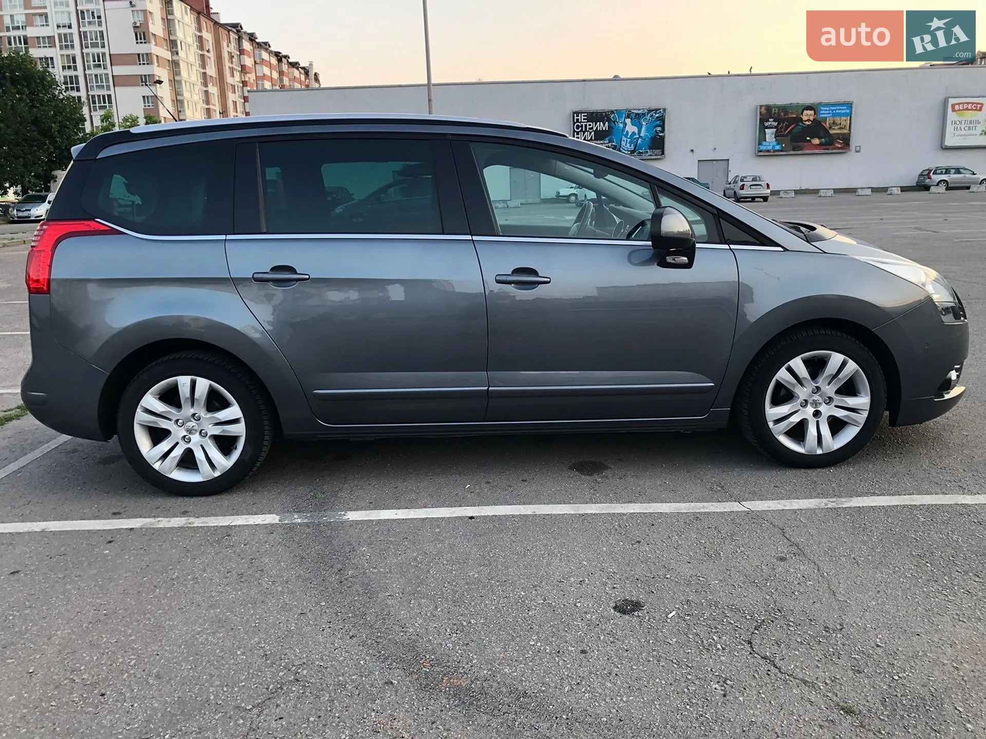 2011 Peugeot 5008 - мініатюра 4