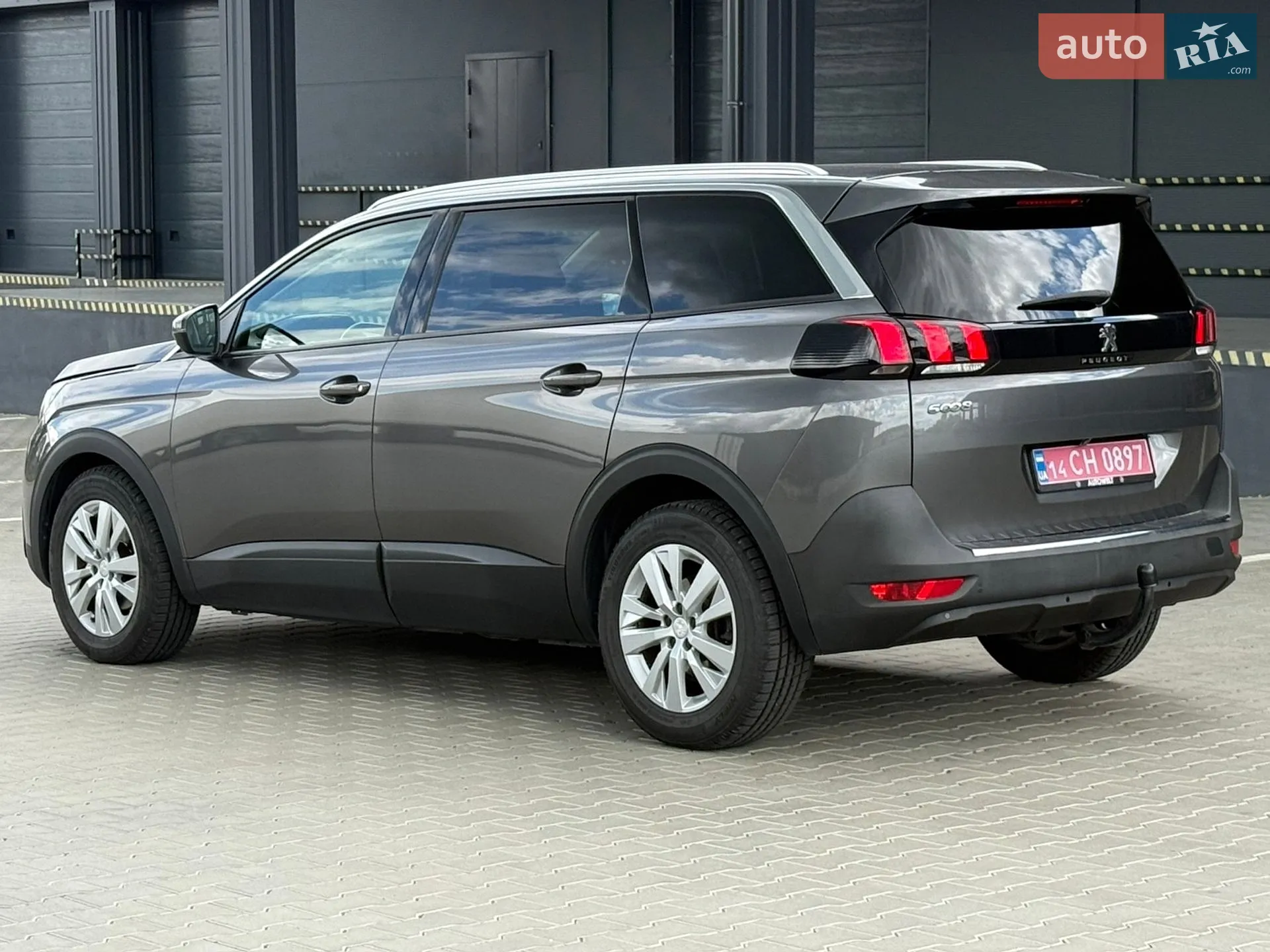 2017 Peugeot 5008 - мініатюра 8