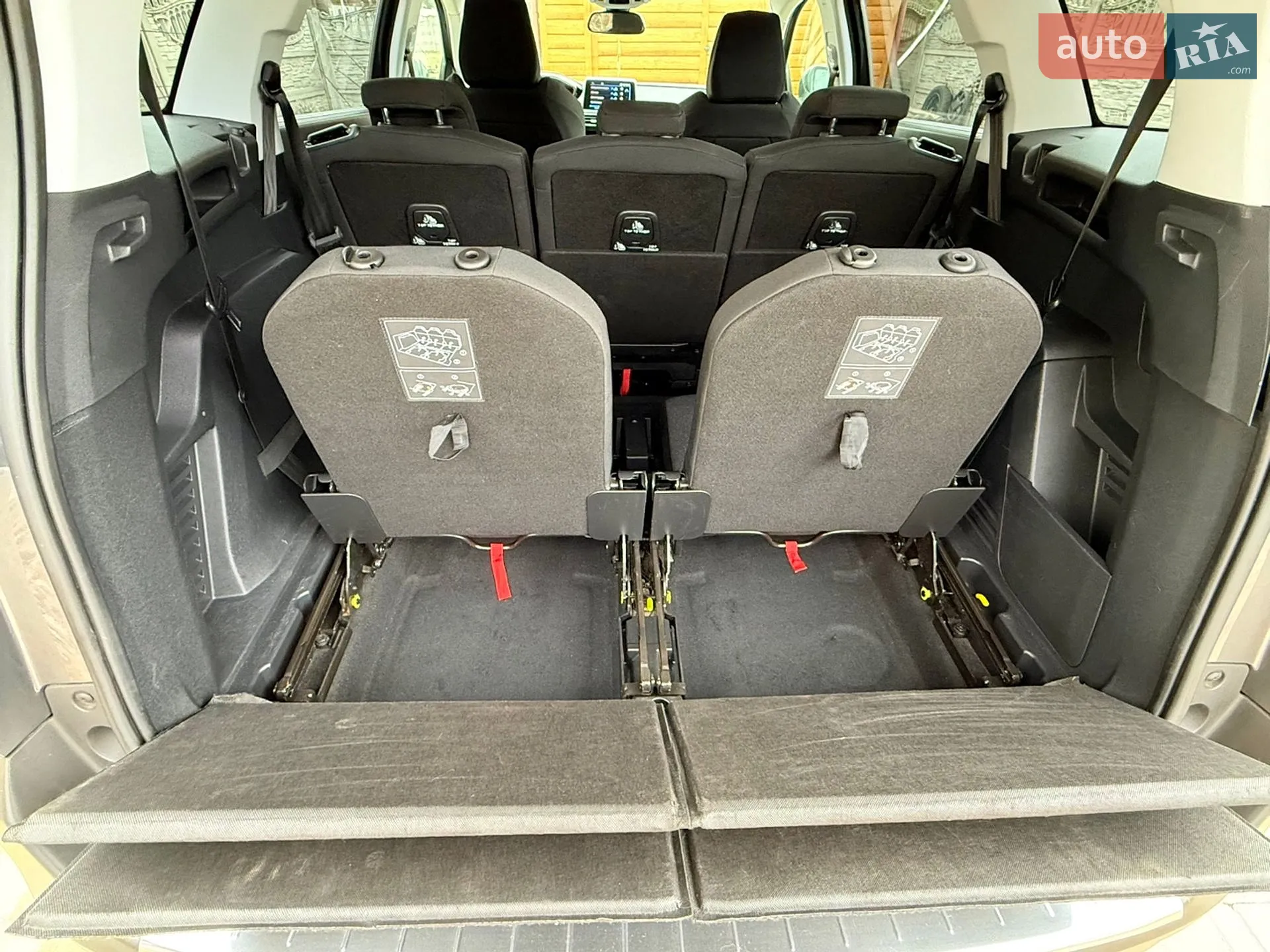 2017 Peugeot 5008 - мініатюра 32