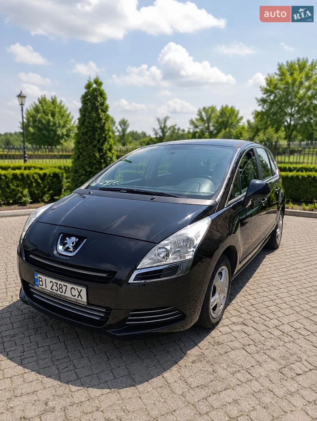 2010 Peugeot 5008 - фото 1