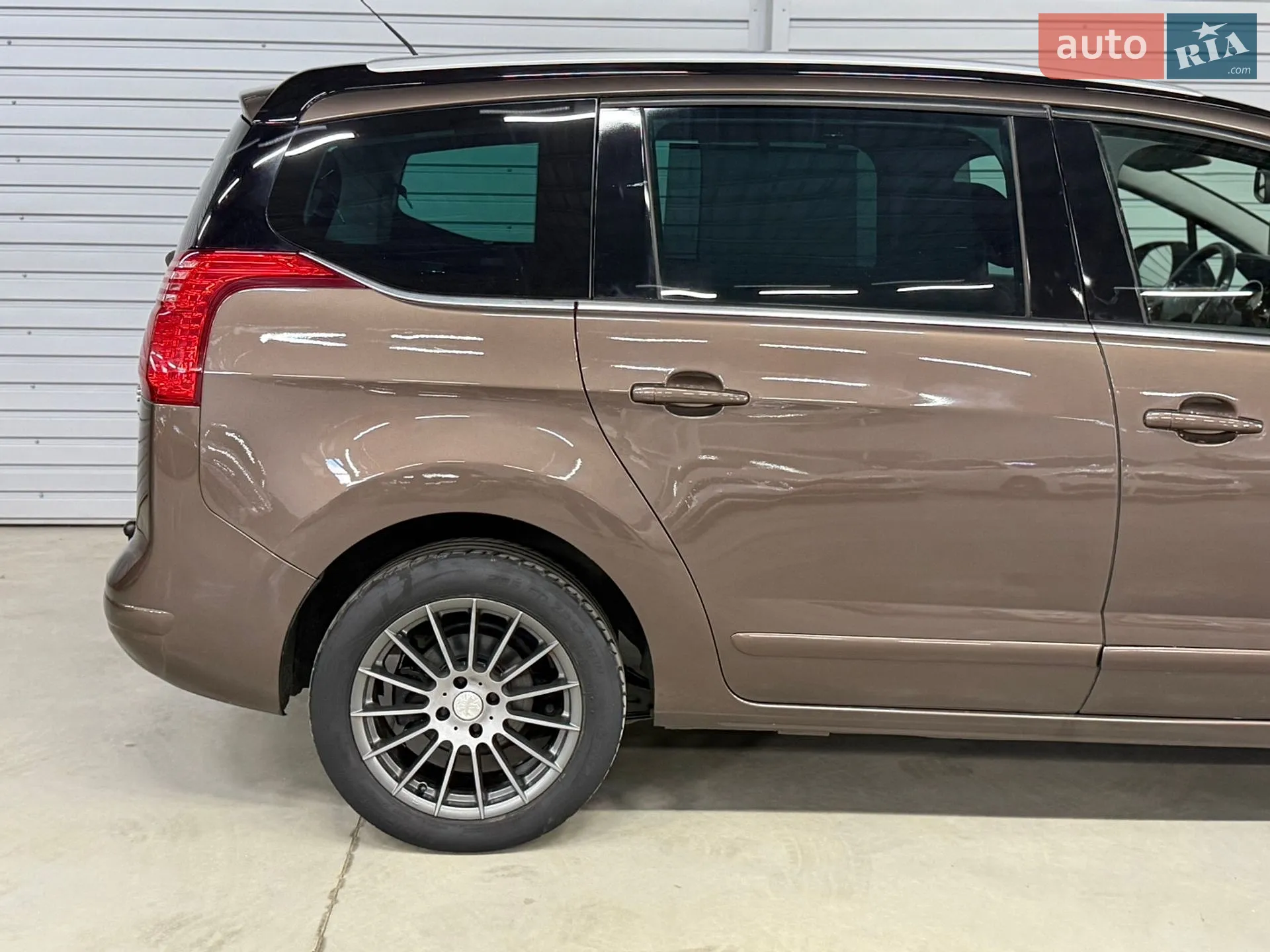 2015 Peugeot 5008 - мініатюра 9