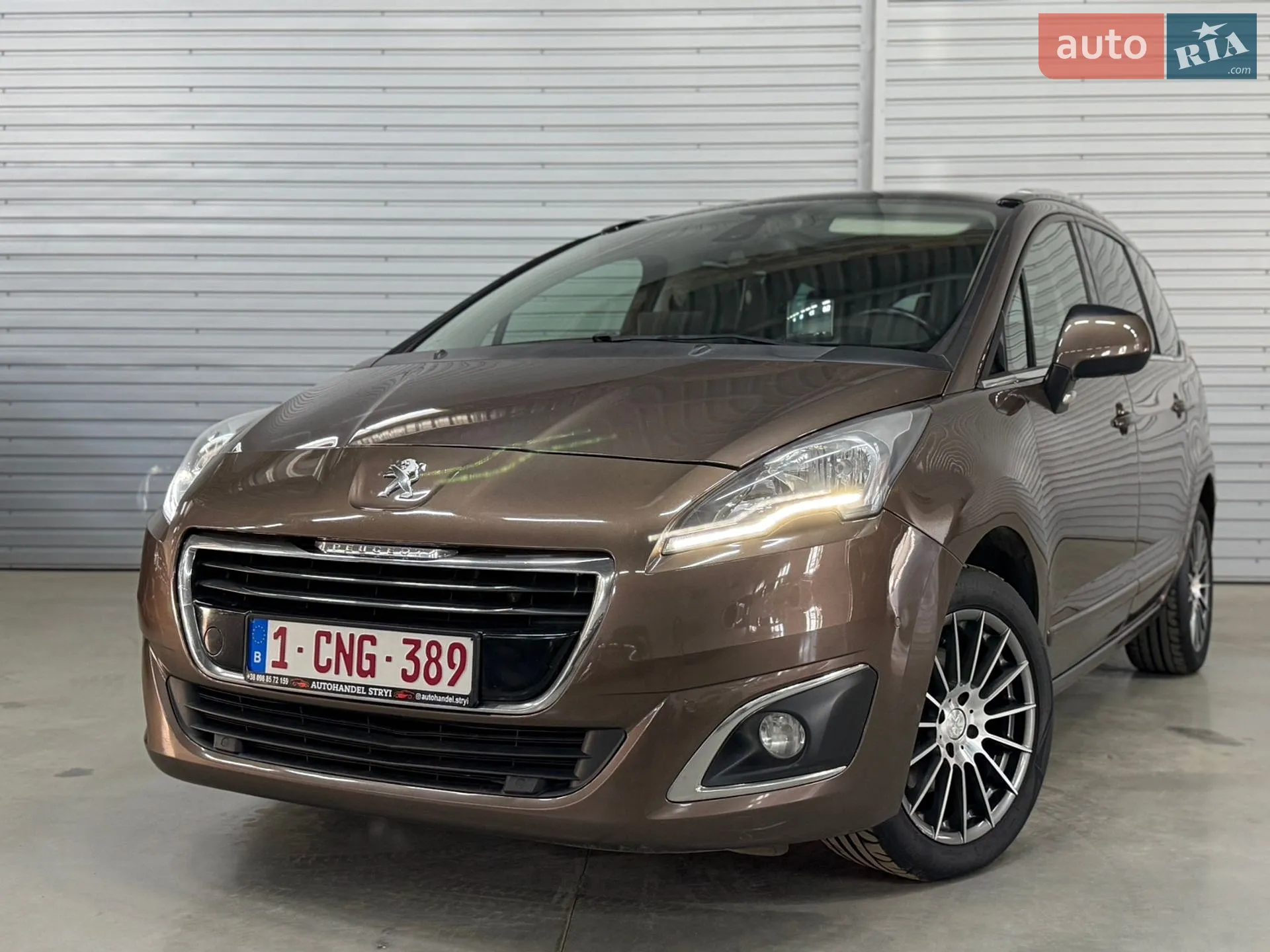 2015 Peugeot 5008 - мініатюра 18