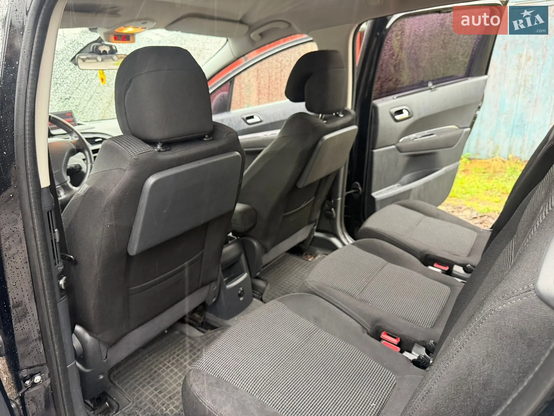 2010 Peugeot 5008 - мініатюра 29