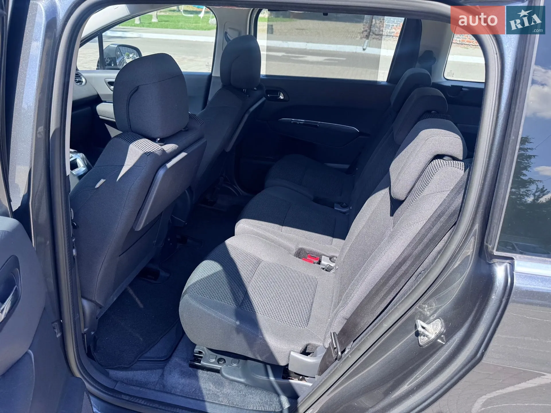 2013 Peugeot 5008 - мініатюра 14