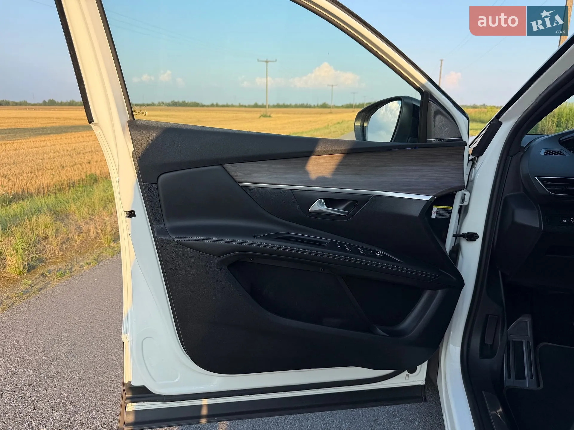 2021 Peugeot 5008 - мініатюра 23
