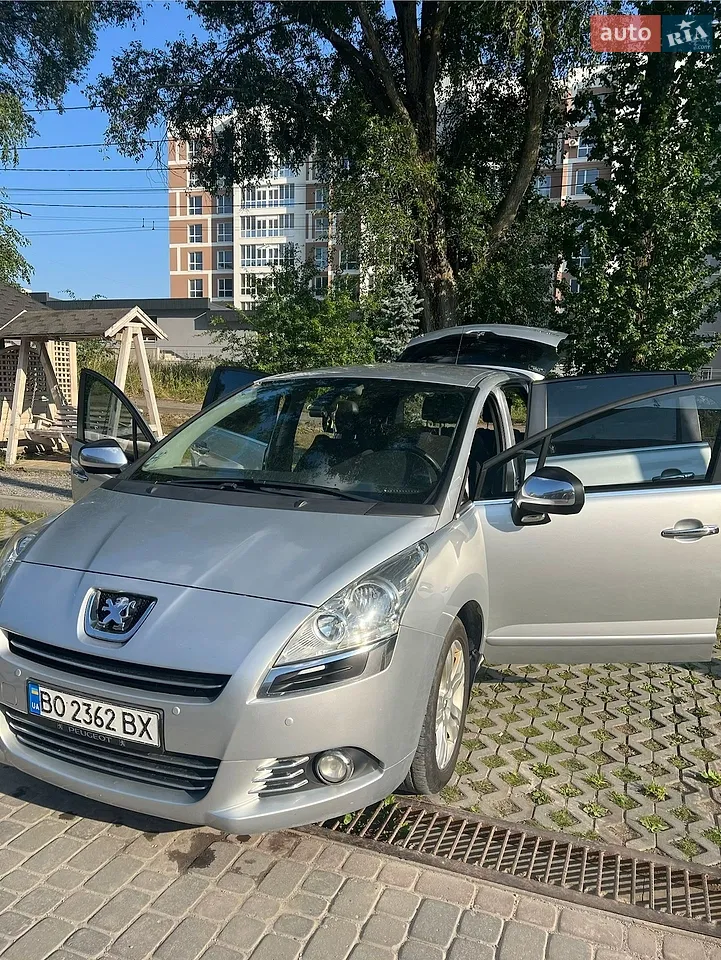 2010 Peugeot 5008 - мініатюра 15