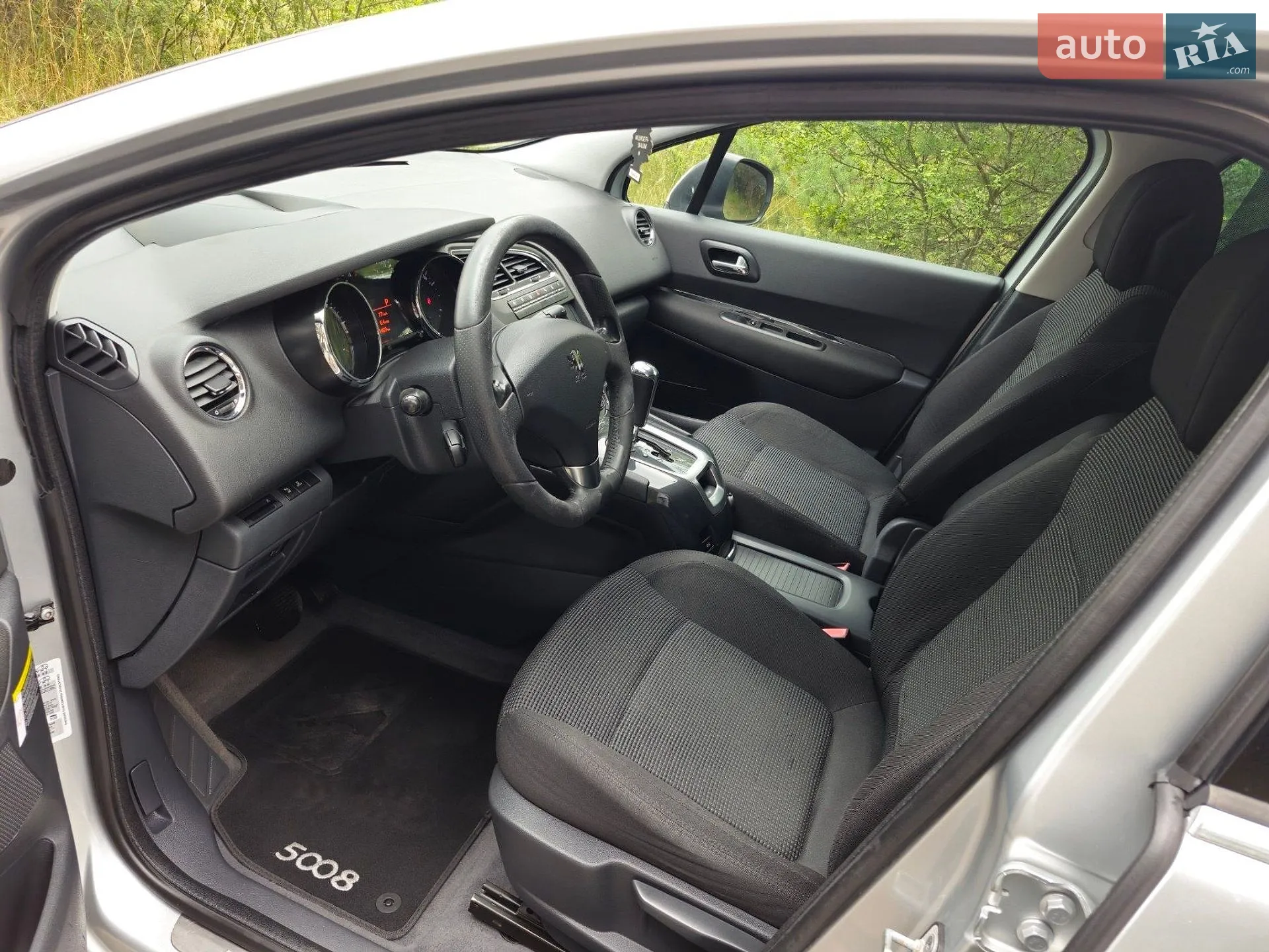 2010 Peugeot 5008 - мініатюра 13