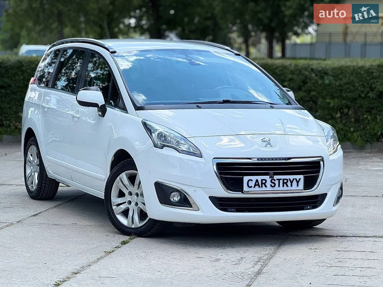 2014 Peugeot 5008 - фото 1
