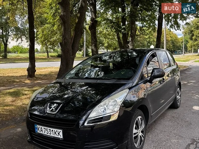 Peugeot 5008