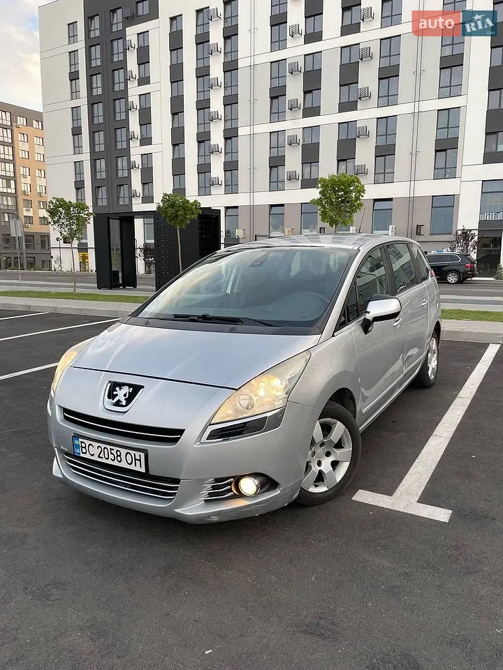 2010 Peugeot 5008 - мініатюра 10