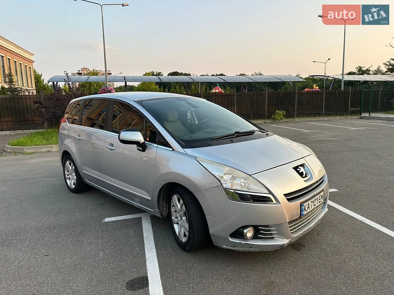 2011 Peugeot 5008 - мініатюра 36