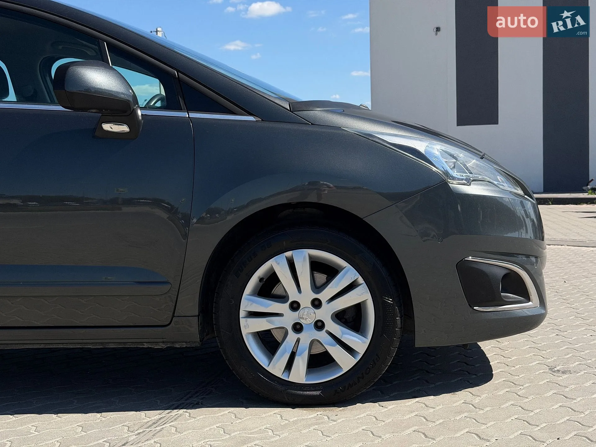 2016 Peugeot 5008 - мініатюра 15