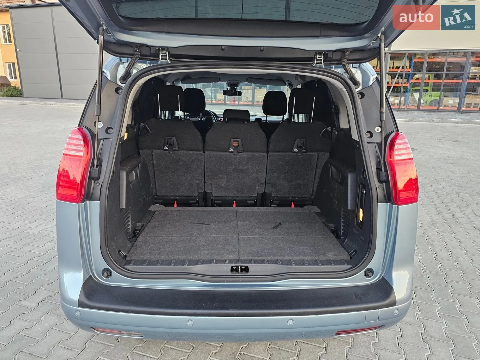 2011 Peugeot 5008 - мініатюра 32