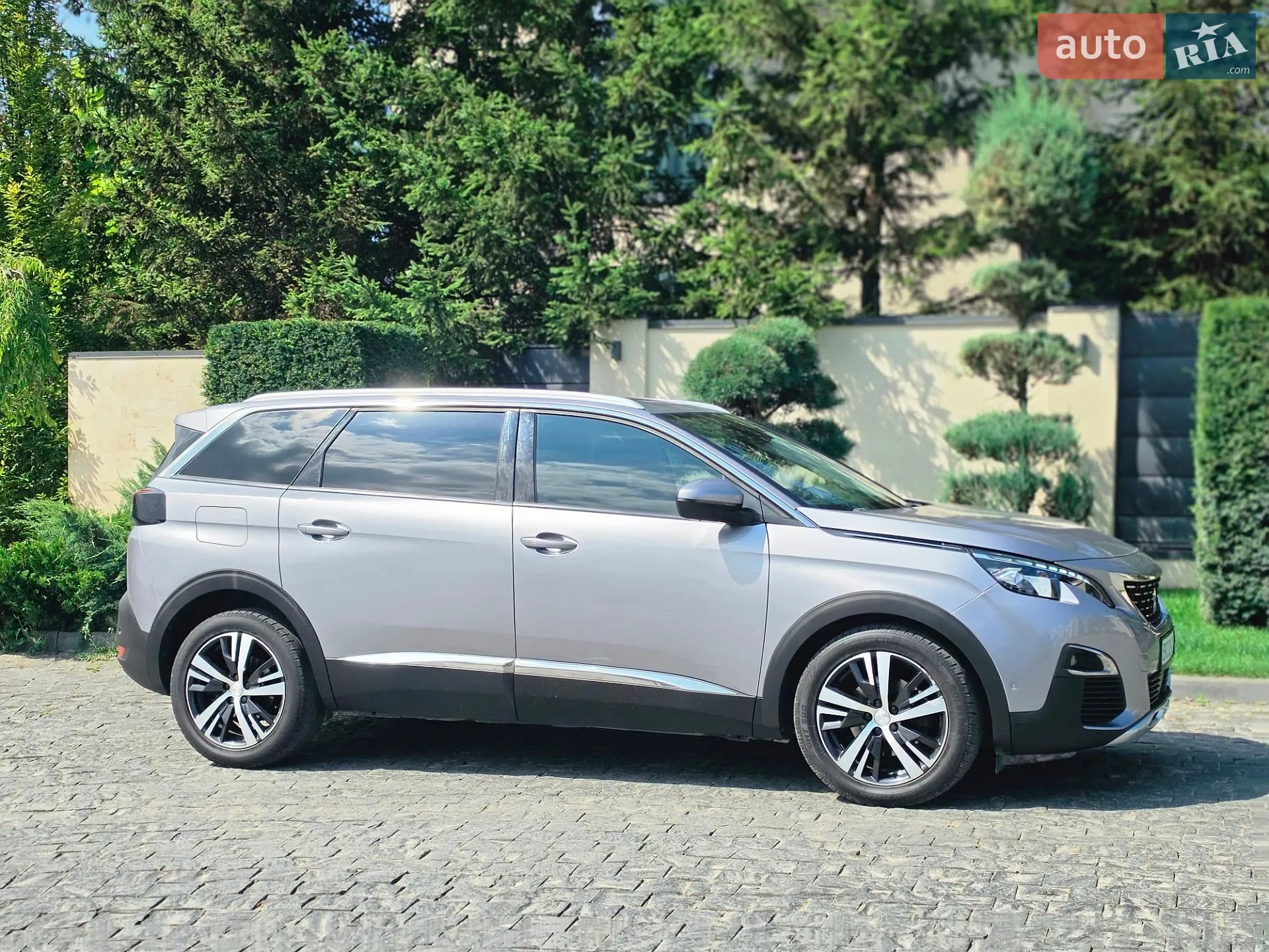 2017 Peugeot 5008 - мініатюра 8